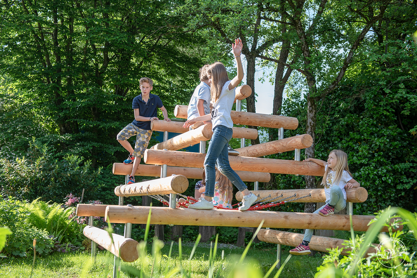 Large Climbing Pyramid